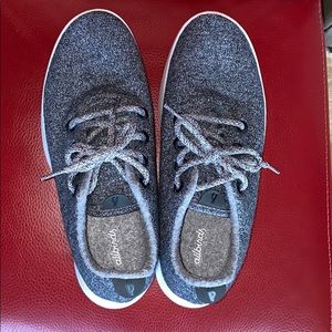 Men’s size 10 Allbirds WOOL Runners  Natural Grey